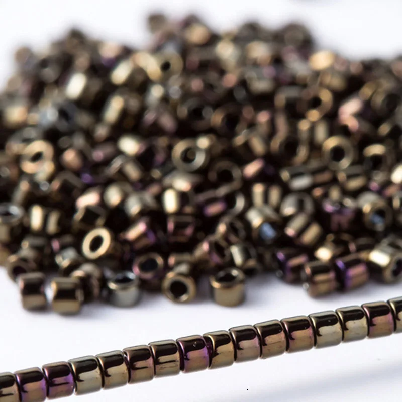 Taidian DB40 Медь покрытием Miyuki металлик Seedbeads для рождественское платье аксессуары 1/3 г/лот 1,6x1,3 мм