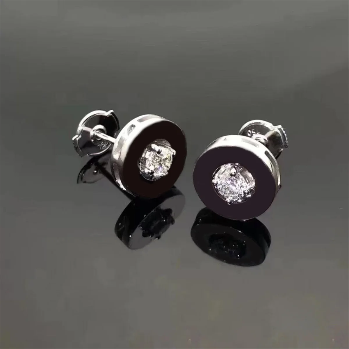

2021 hot style double color round ceramic 925 sterling silver earrings lovers, men and women