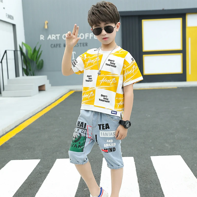 Одежда для маленьких мальчиков летний спортивный костюм модная подходящая ко