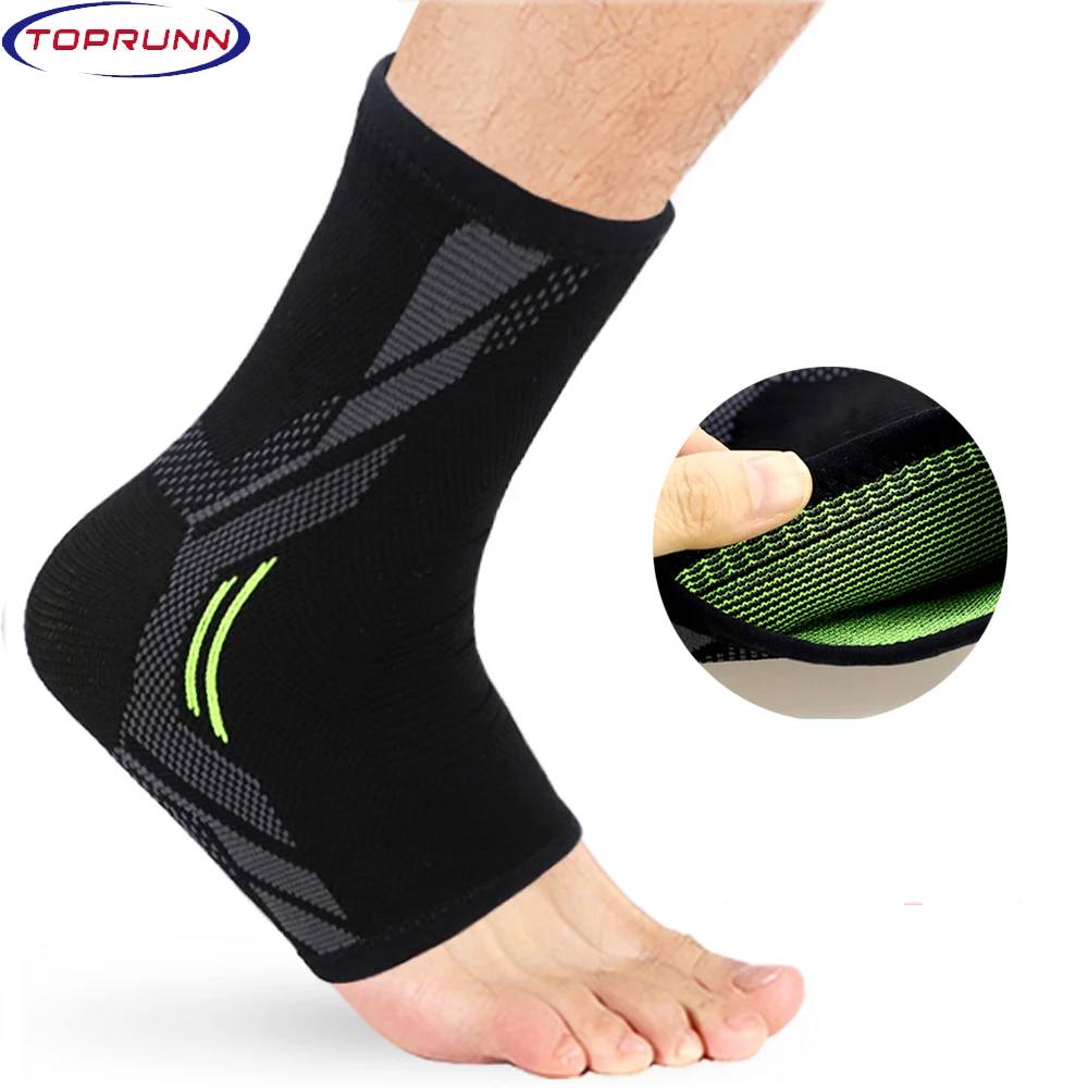 

Ankle Brace Compression Sleeve for Sprained Ankle,Injury Recovery,Joint Pain.Plantar Fasciitis Sock Reduce Swelling,Heel Pain