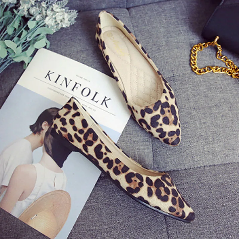 

Women's flat shoes women's casual shoes women's sports shoes women's small white shoes women's shallow leopard print Plaid flat