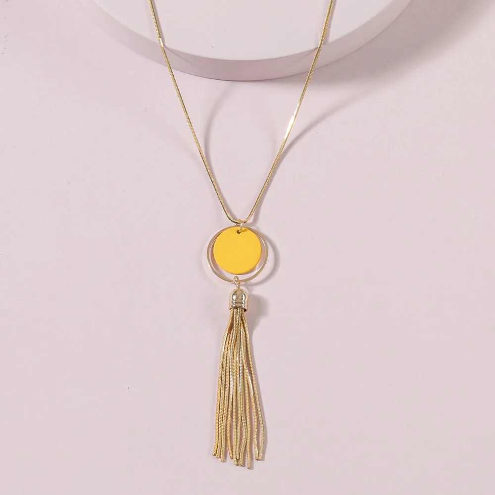 

Trendy Jewellery Woman 31 Inch Long Snake Chain Necklace With Metal Tassel Pendant