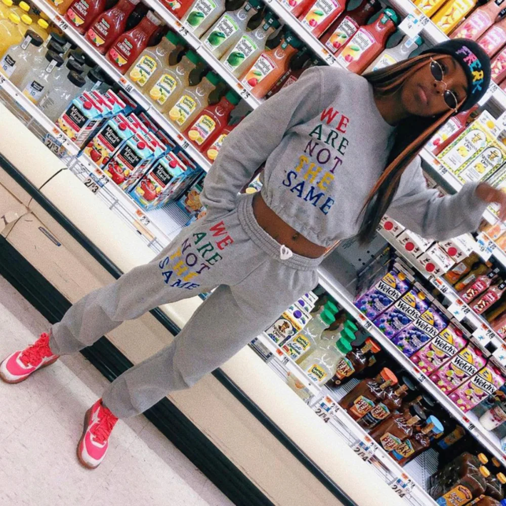 

Женский брючный костюм из двух предметов, повседневный костюм с принтом из топа на молнии с длинным рукавом и длинных брюк, комплект из двух ...