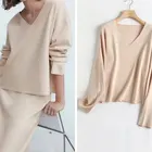 Женский офисный комплект из двух предметов, элегантный бежевый Трикотажный костюм с юбкой до середины икры с V-образным вырезом и эластичными карманами, 2021