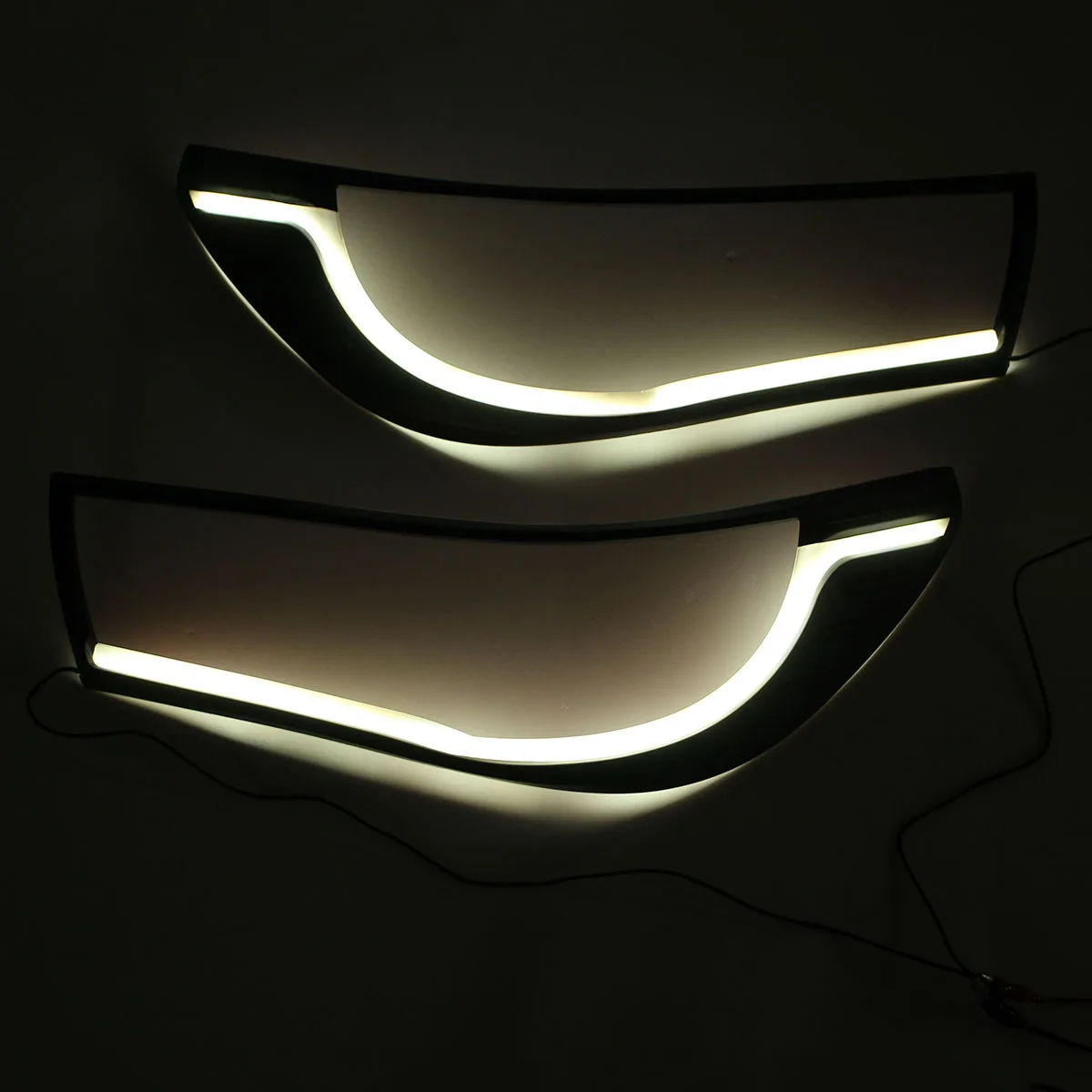 

2PCS LED DRL Daytime Running Light Headlight Lamp Trim Cover Fit For Toyota Hilux Revo 2015