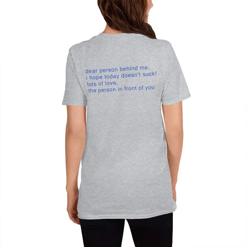 Уважаемый человек за мной унисекс футболки Me Футболка много любви 90s задняя