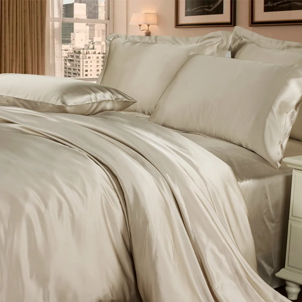 

Luxury 100% Mulberry Silk 19mm Four Piece Set Bed Sheet Quilt Cover Solid Color Bedding Four Size Bed Sheet