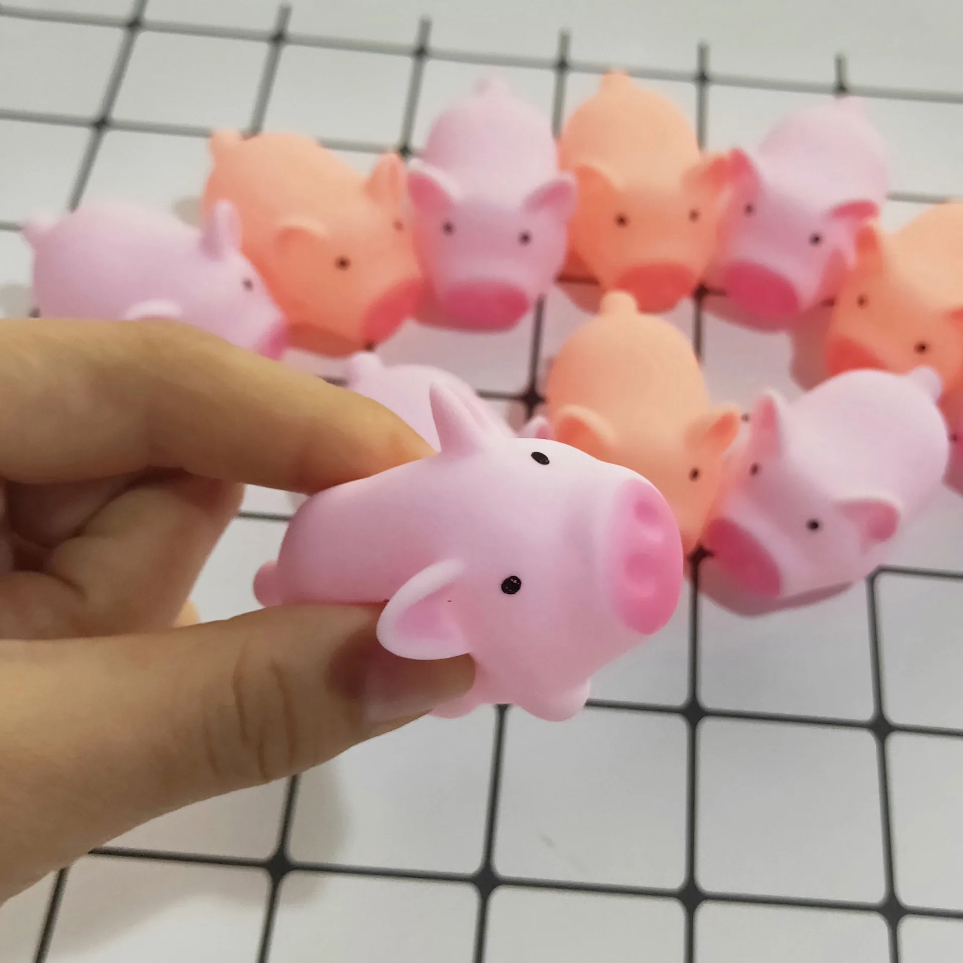 Juguete de cerdo rosa de dibujos animados, dispositivo exprimidor para la diversi&oacute;n, llamada relajaci&oacute;n-3