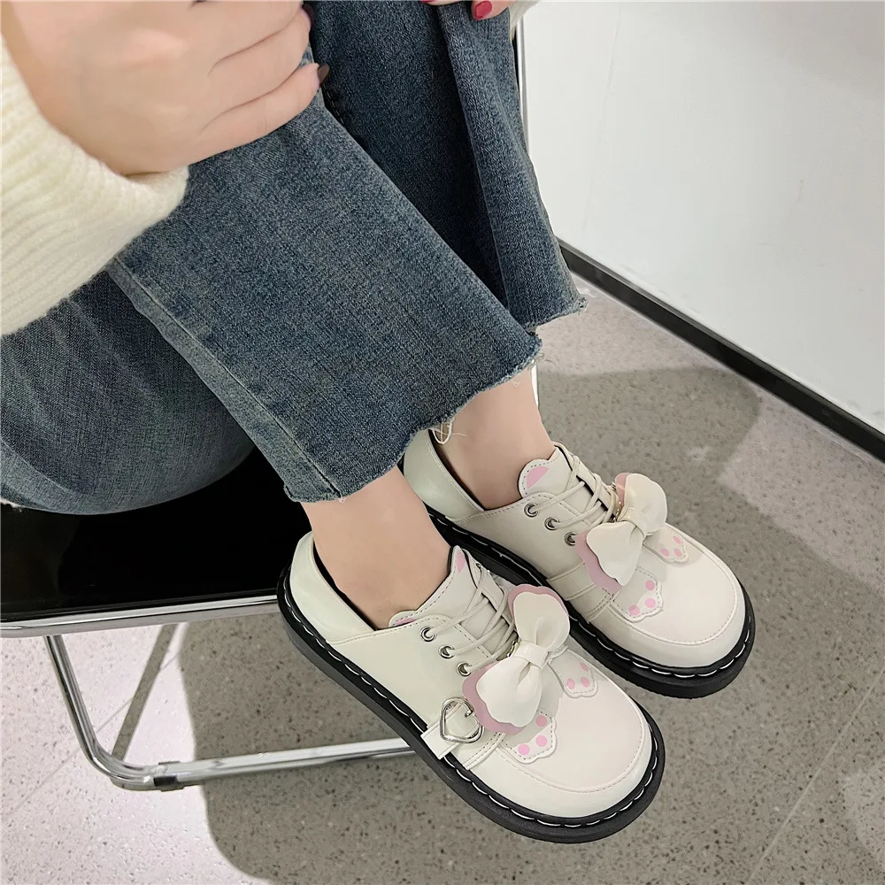

2022 Kawaii Cat Paw Lolita Shoes Cute Bow Japanese JK Uniform Platform Shoes New Heart Buckle Mary Jane Women College Girls Shoe