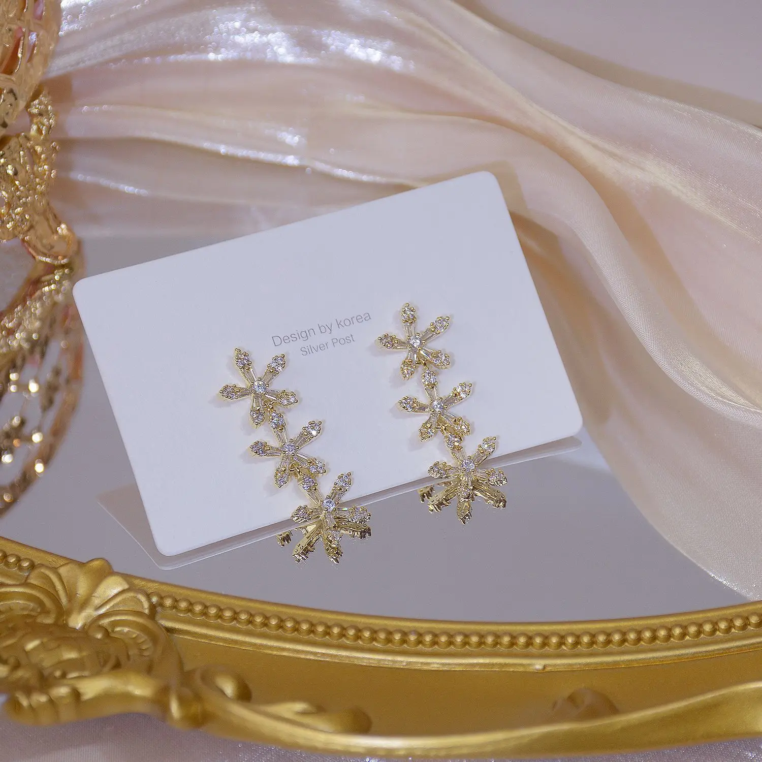 

Light Luxury 14K Real Gold Long Flower Temperament Stud Earrings for Women Cubic Zircon ZC Gift Earrings