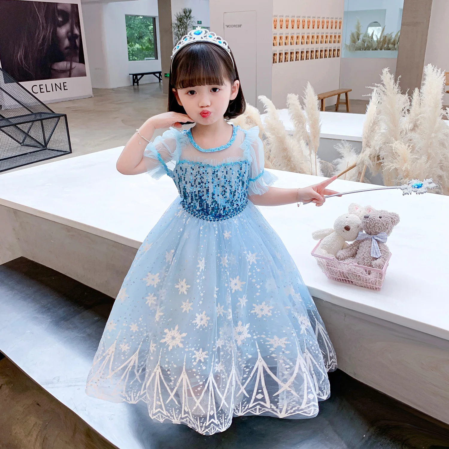 

Girls Summer Ice Princess Dresses White Pettiskirt Halloween Christmas Party Dress Children Ice Queen Cartoon Cosplay Costume