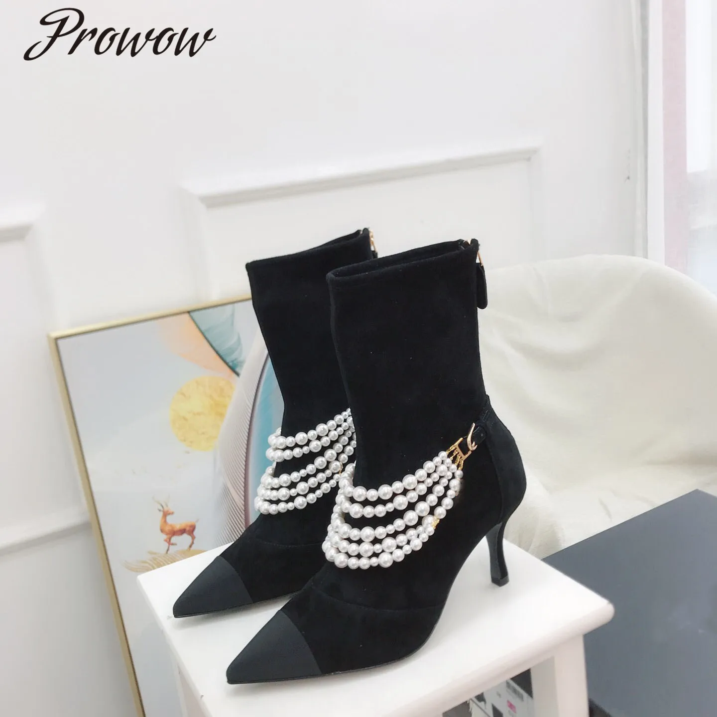 

Женские ботильоны из натуральной кожи, с жемчугом и бусинами