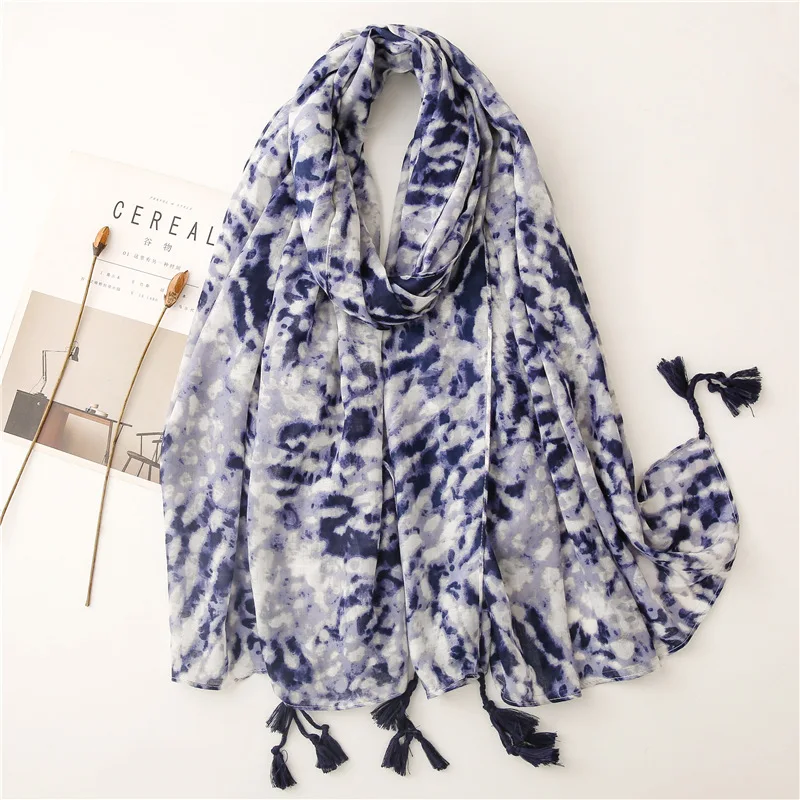 

New Women cotton Scarf flower print Hijab soft Shawls and Wraps Tessale Female Foulard Designer pashmina Bandana Headscarf