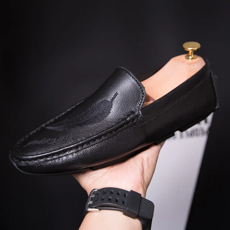 

Mens White Loafer Shoes Mocassim Masculino Adulto Slip On Shoes Men Flats Car Driving Shoes Moccasins Male Casual Shoes Fashion