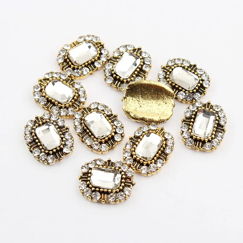 Стразы для дизайна ногтей сплав под античное золото прямоугольник 10x12 мм