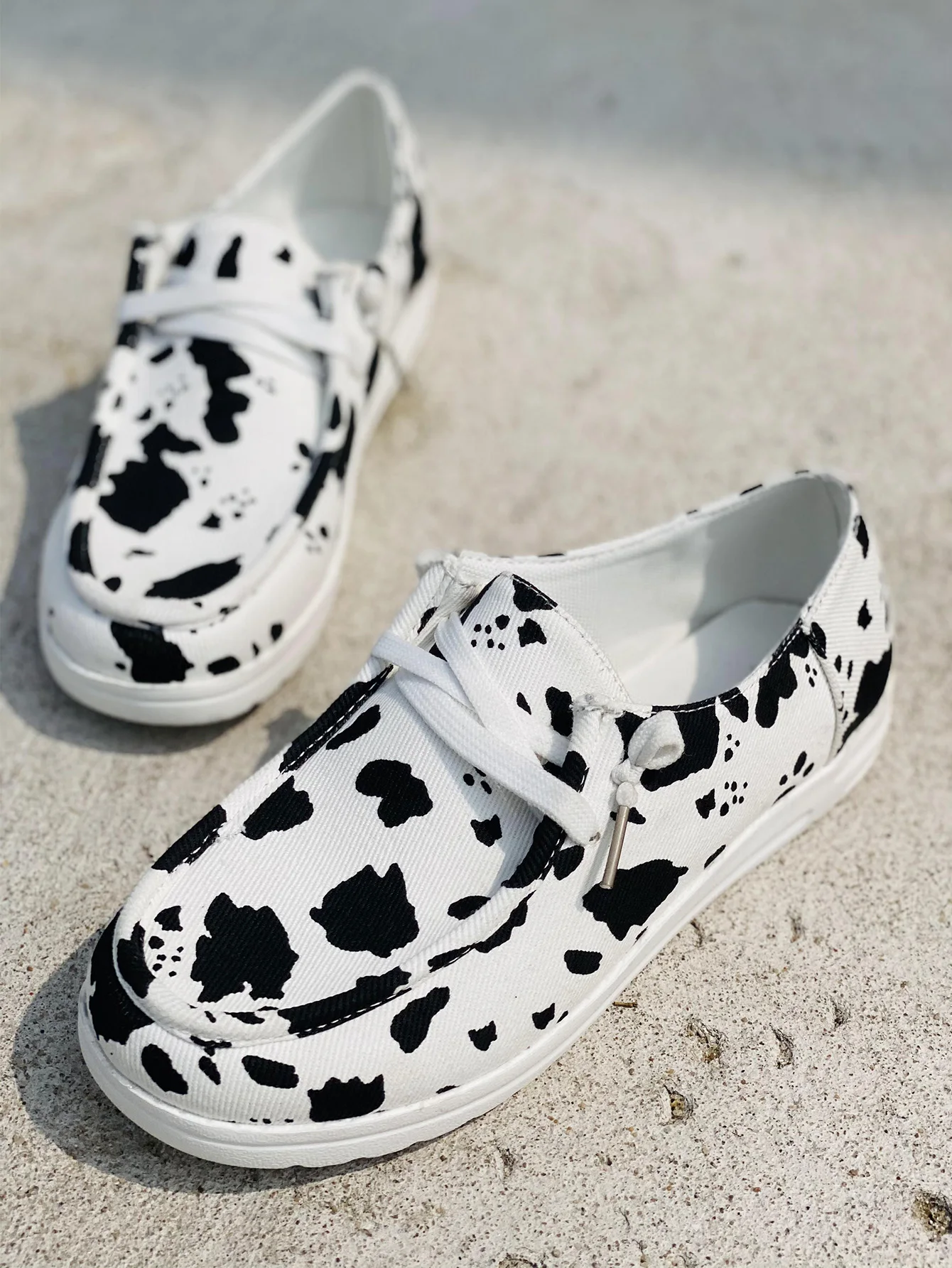 

2021 New Women Shoes Sneakers Canvas Flats Large Size Women Fashion Vulcanize Shoes Summer Flats Mujer Zapatill Casual Shoes