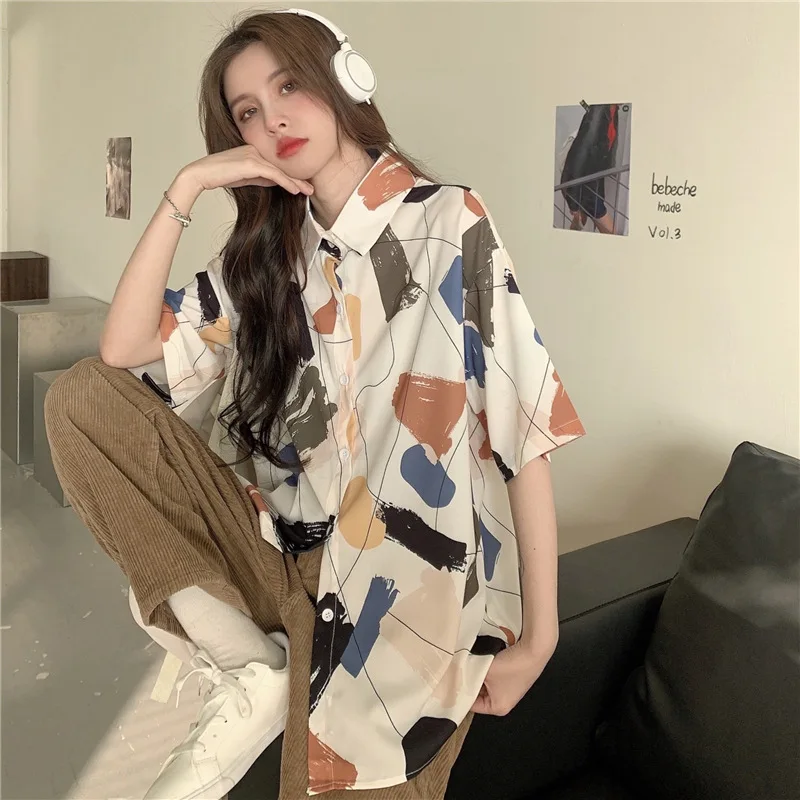 

Korean Fashion Women's All-match Blouse Printing Short-sleeved Ladies Blouse Loose Shirt Ladies Blouse Retro Short-sleeved Shirt