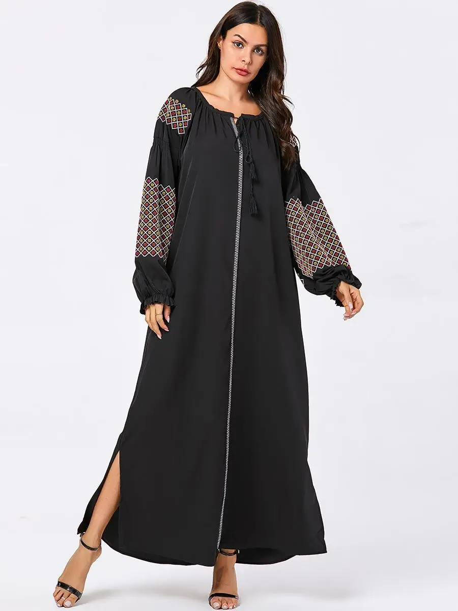 

Ethnic Muslim Women Loose Abaya Embroidery Long Sleeve Maxi Dress Robe Dubai Vintage Loose Islamic Clothing O-neck Kaftan Jilbab