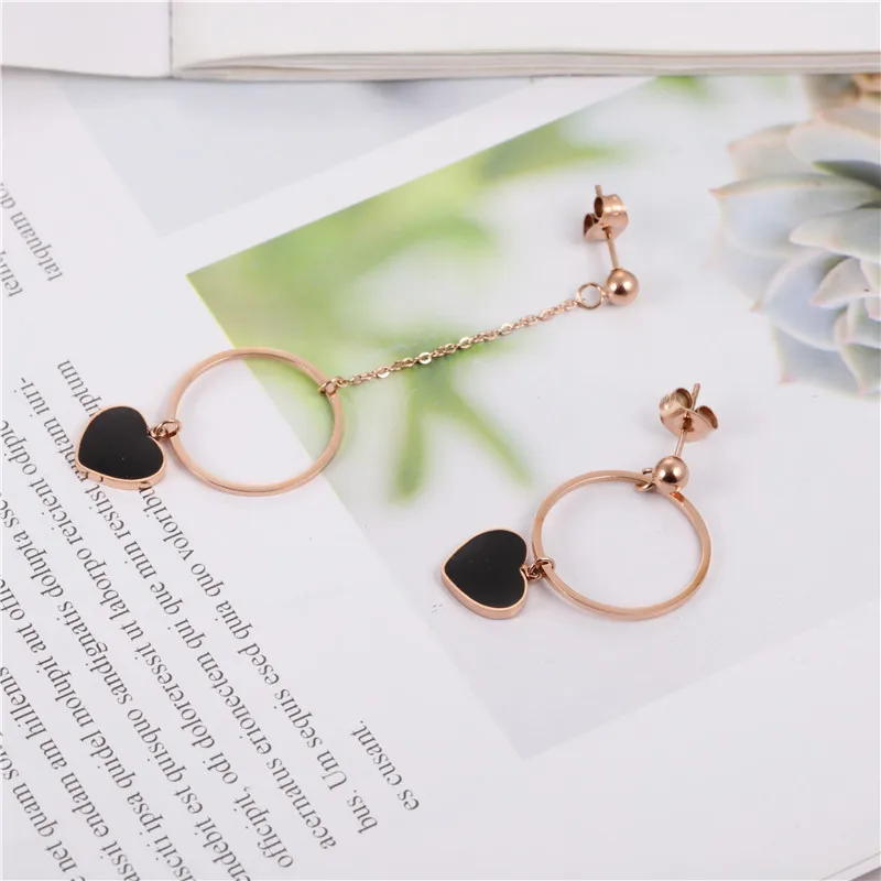 Женские Асимметричные сережки OUFEI из нержавеющей стали с сердечком ювелирные