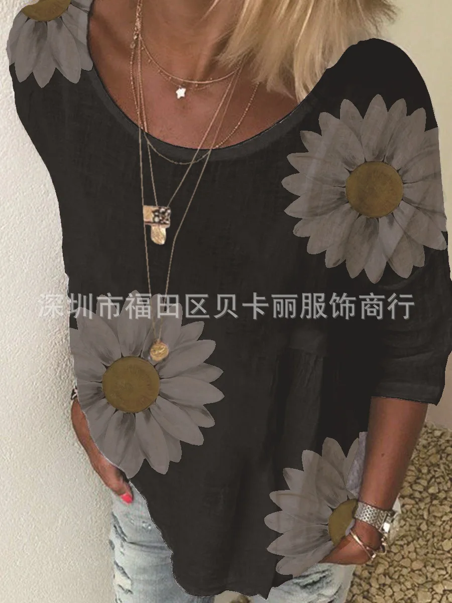 

Summer new chrysanthemum print round neck 3 / 4 sleeve T-shirt women's wear