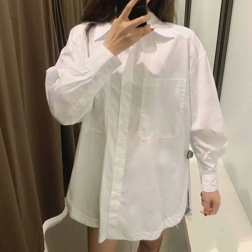 

2021 Za Summer Women New Fashion White Loose Poplin Blouses Vintage Long Sleeve Side Vents Female Shirts Chic Tops
