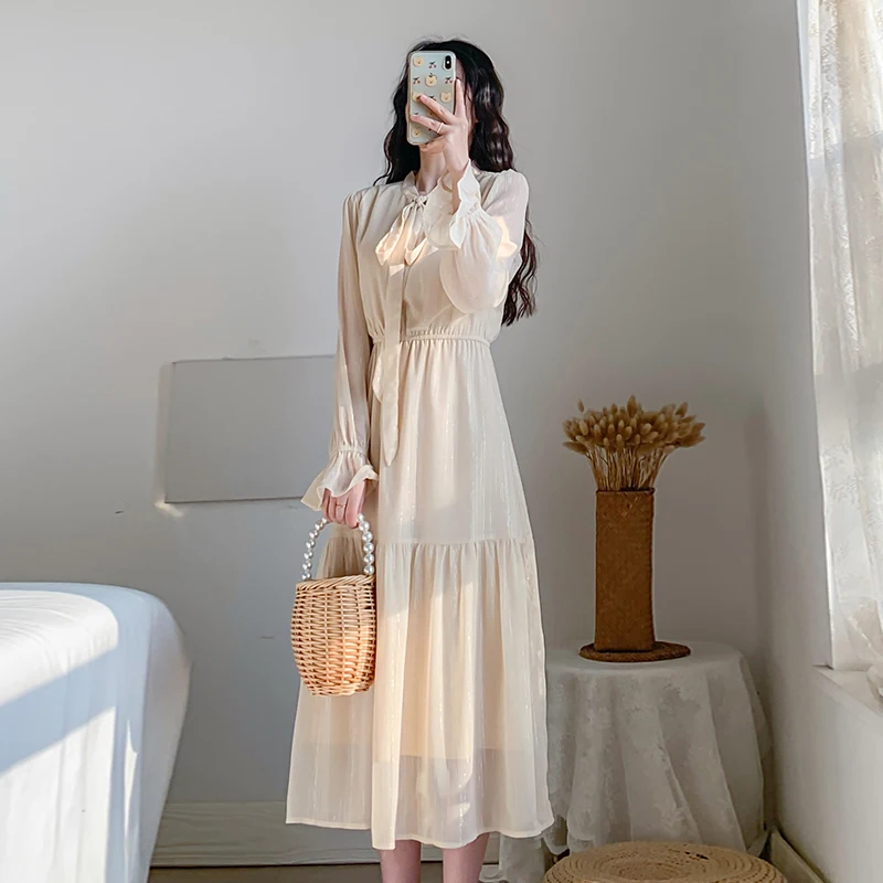 

COIGARSAM Vintage Women dress New Spring Dresses Apricot 6623