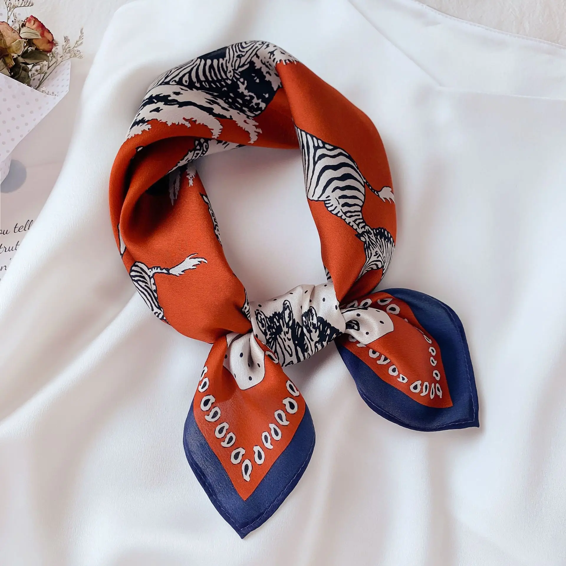 

Silk Scarves Female Silk Four Seasons Style Headscarves Winter Professional Fashion Trend Temperament Tied Bag Accessories