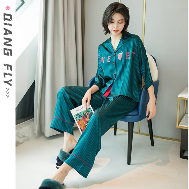 

Autumn new net red same paragraph satin ice silk pajamas women strawberry cute loose large version comfortable home service