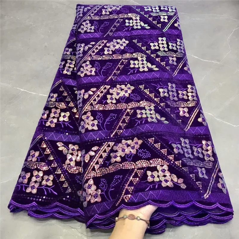 

Royal blue Latest French Nigerian Lace Fabrics 2021 green High Quality Lace African Lace Fabric For Wedding Tulle Lace Material