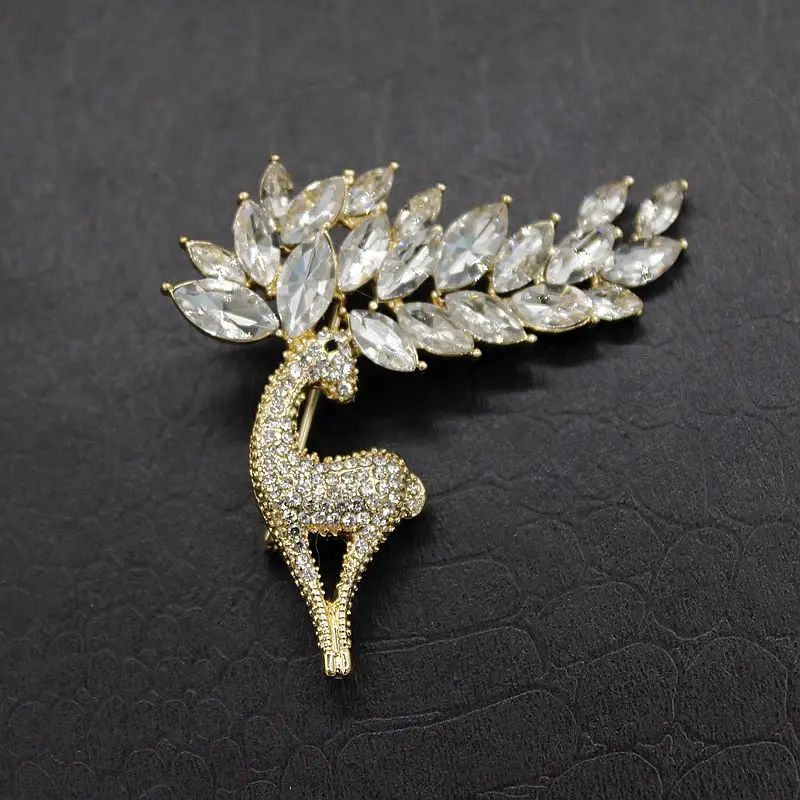 

2021 New Crystal Deer Girl Cute Simple Sweater Silk Scarf Button Pin Accessories Brooch Versatile Coat Pin Girl
