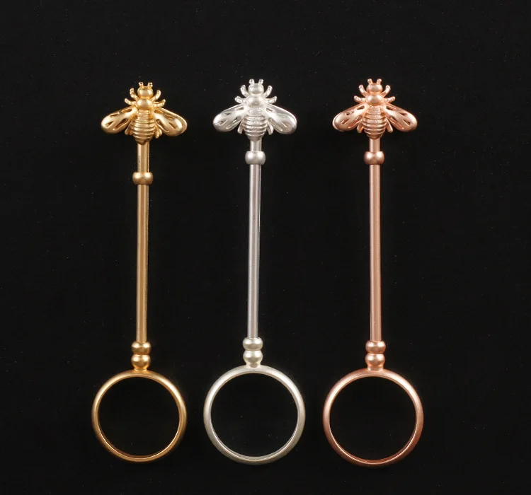 

16/17mm Bee Handmade Cigarette Blunt Holder Ring Portable Metal Smoke Stand Man Woman Finger Cilp Hand Clamp Smoking Accessories