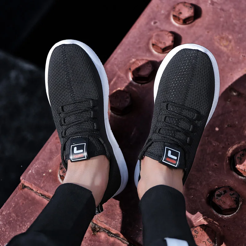 Мужская Спортивная обувь Легкая для бега и женская дышащая из сетчатого