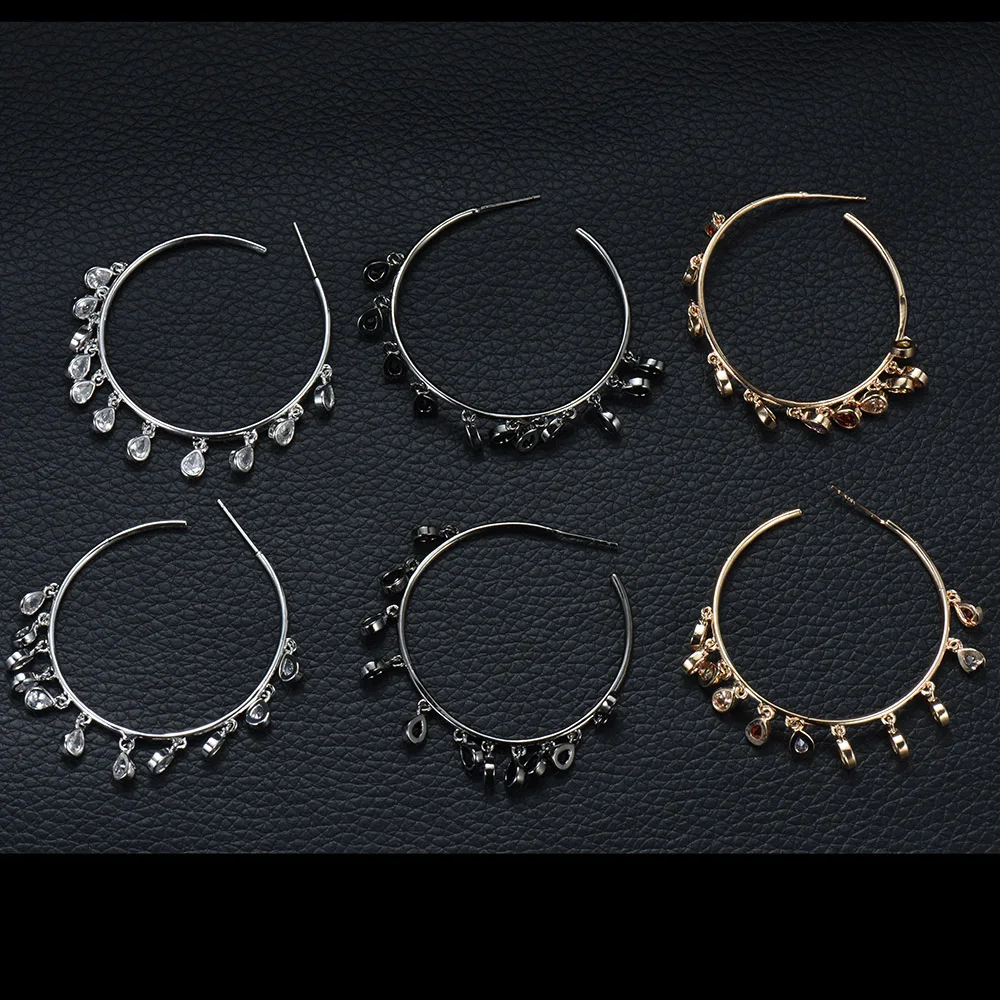 Женские серьги-кольца HIBRIDE с кисточками и кубическим цирконием массивные