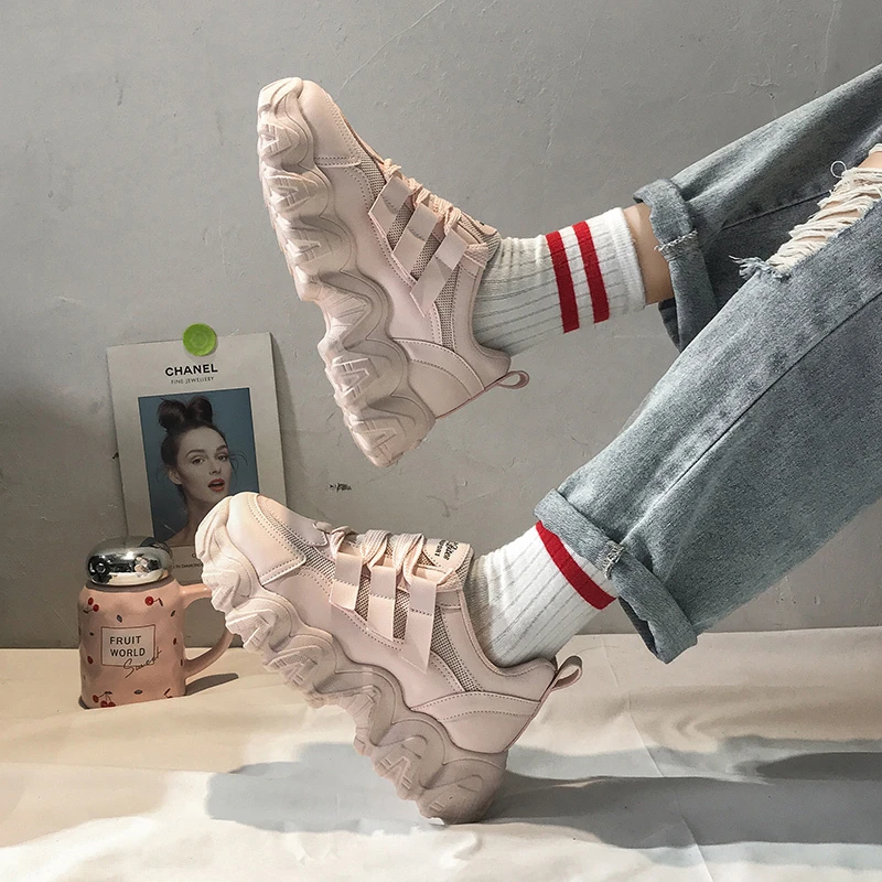 Женские кроссовки на массивной платформе Вулканизированная подошва удобная