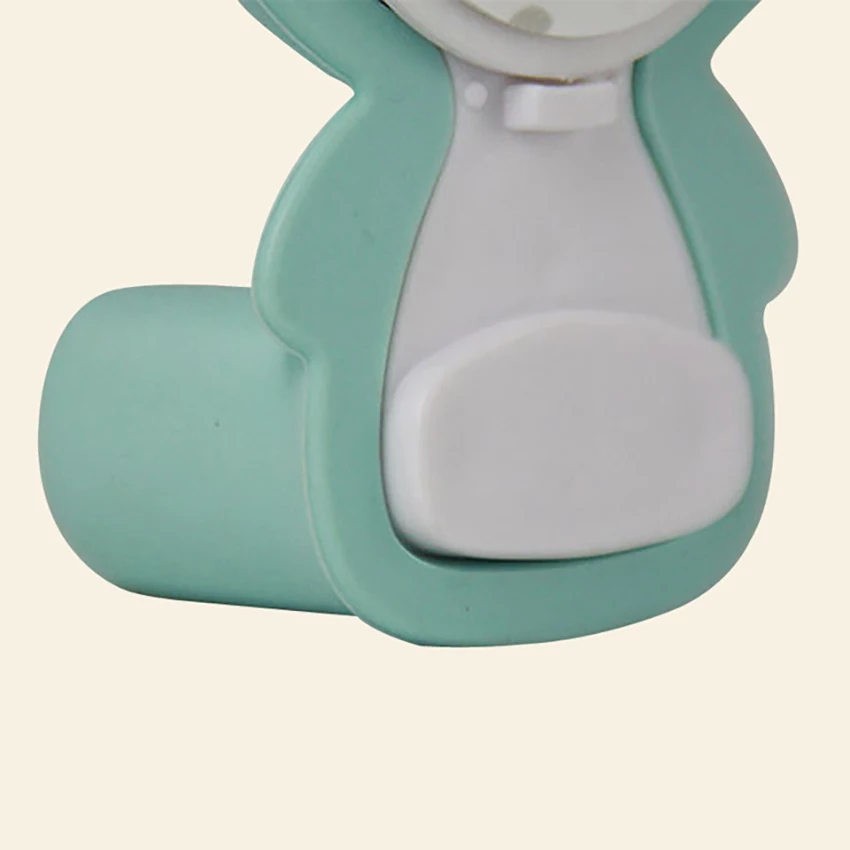 

1Pc Cartoon Bear Silicone Door Stopper Animal Safety Door Stops Household Child Finger Protection Bedroom Security Door Card