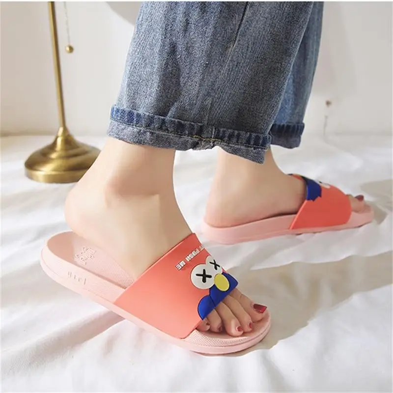 Летние тапочки женская пляжная обувь на плоской подошве Симпатичные домашние