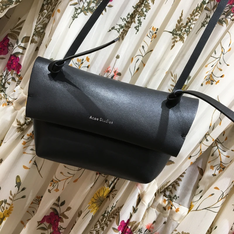 

Ins Net Red Minimalist Retro Hong Kong Style Package. One Shoulder Mini Dumplings. AC Studio Bag
