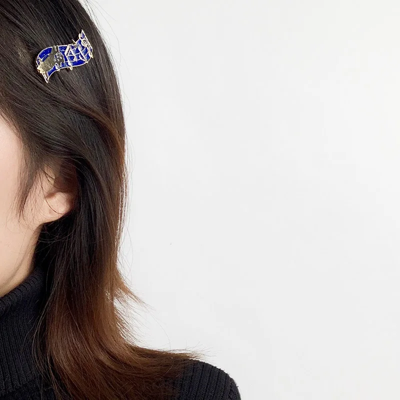 Женская эмалированная заколка для волос с эмалью и синими нотами подарок девушки