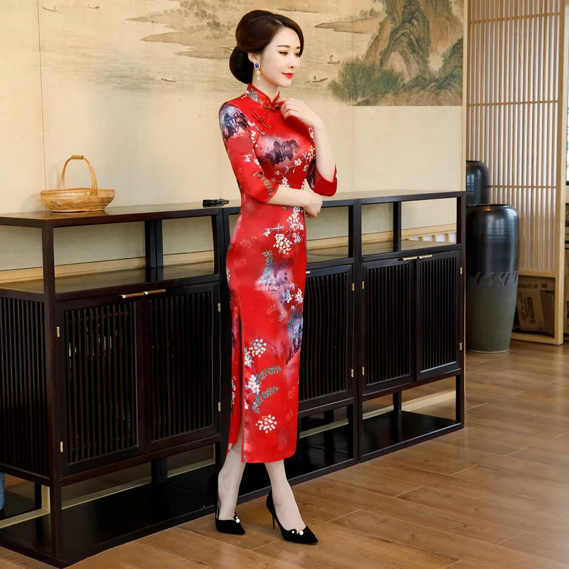 

Red Elegant Mandarin Collar Novelty Cheongsam Women 3/4 Sleeve Exquisite Long Qipao Vintage Button Trim Chinese Dress M-5XL