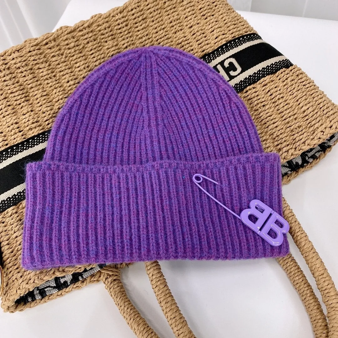 Новая Вязаная Шапка карамельных цветов женская зимняя теплая шапка Шапка-бини с