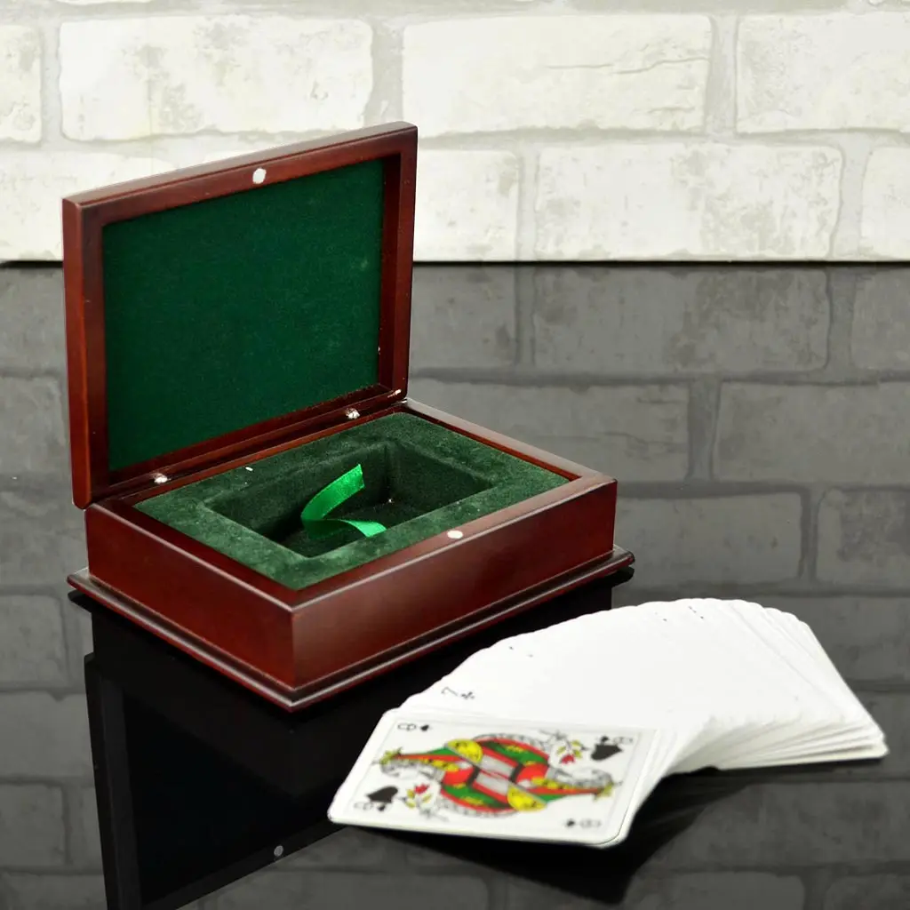 

Game Card Paper Set Special Wooden Box Game Card Gift Leisure Training