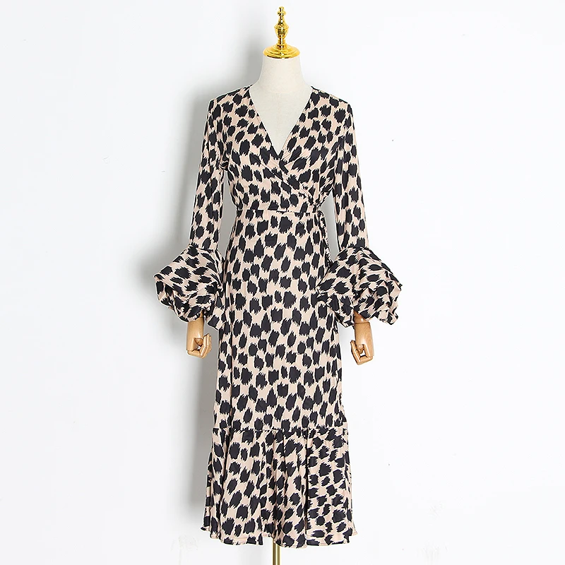 TWOTWINSTYLE элегантное леопардовое платье для женщин v образный вырез рукав фонарик