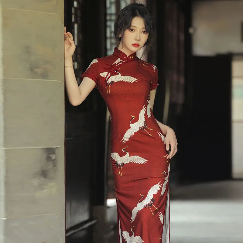 

2021 Chinese New Year Traditional Qipao Cheongsam Dress Modern Sexy Bodycon Split Dresses Crane Oriental Party Women Slim Dress