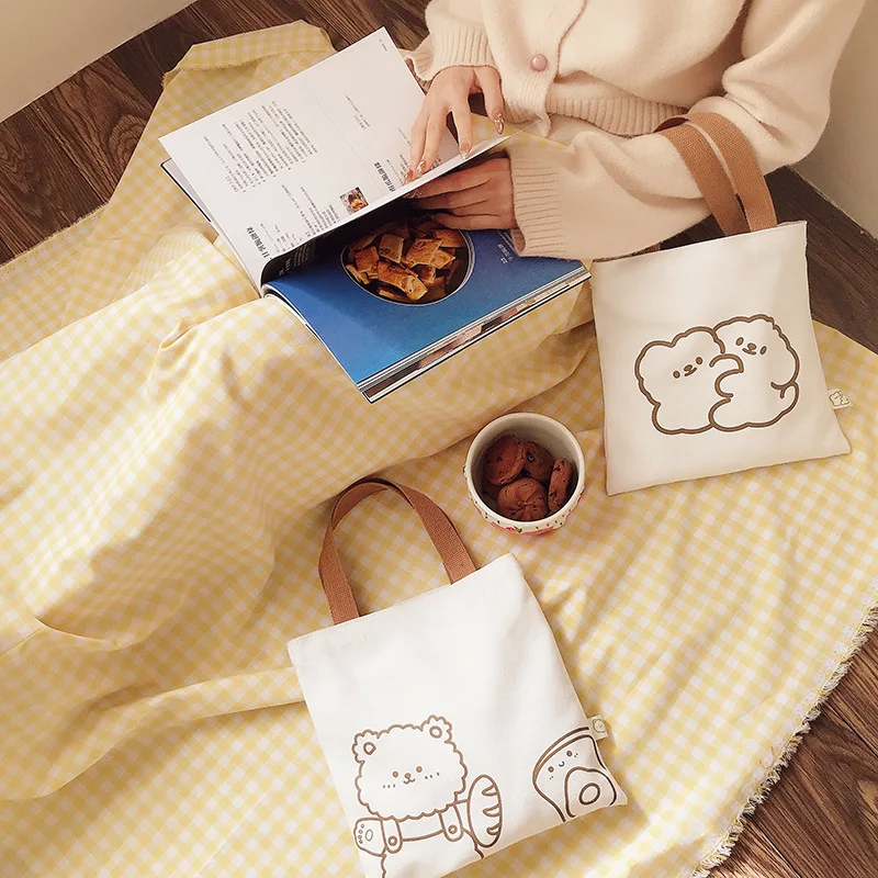 

Women Little Canvas Handbag Cute Bear Print Small Simple Tote Cotton Cloth Bags For Shopping Lovely Decoration Purse For Girls
