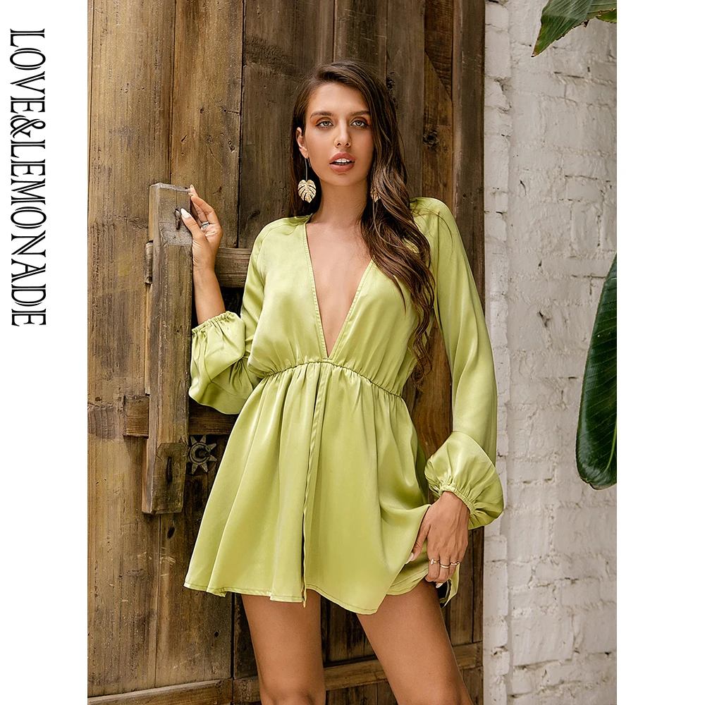 LOVE&ampampLEMONADE Женское атласное мини-платье с V-образным вырезом длинным