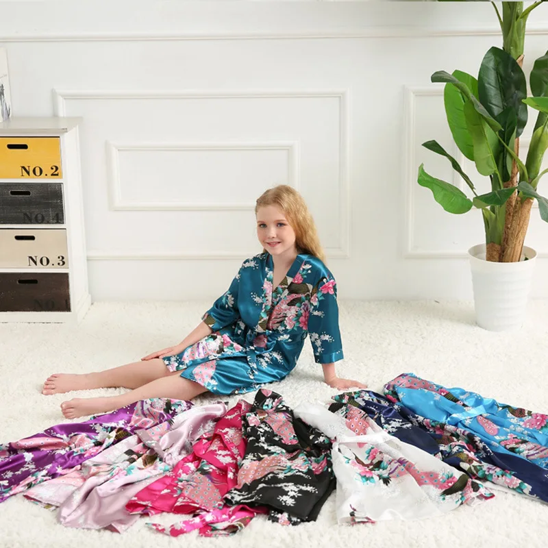 Японский стиль длинное атласное платье с павлином для девочек Yukata пижамы кимоно