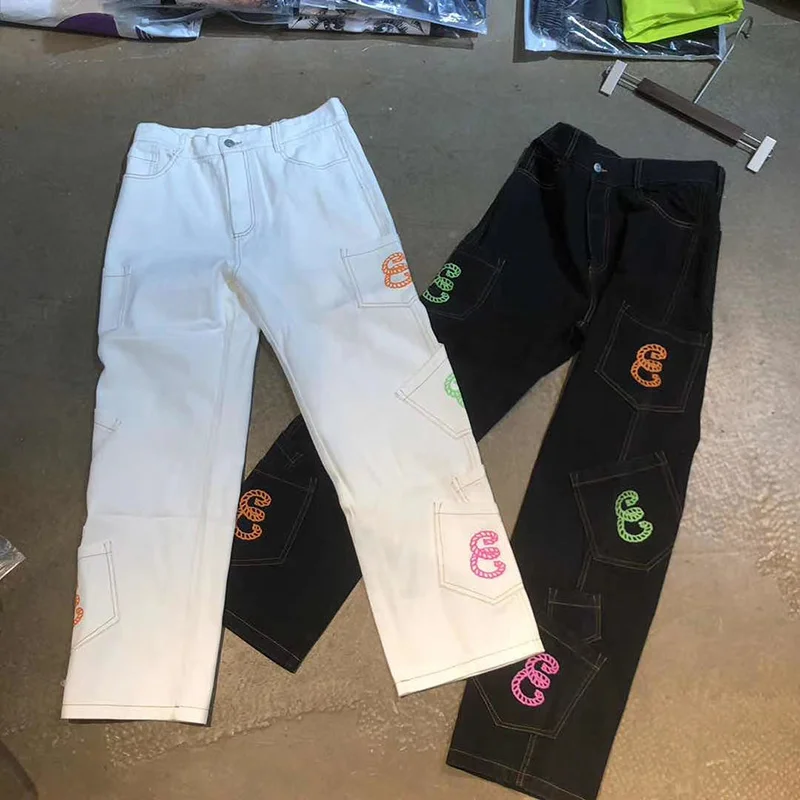 

Retro Pocket Letter Print Straight Cargo Pants Men and Women Oversize Jeans Trousers Harajuku Streetwear Casual Denim Pants