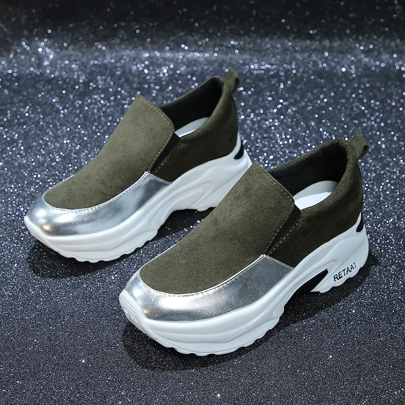 Женская обувь без застежки кроссовки на платформе черная толстой подошве