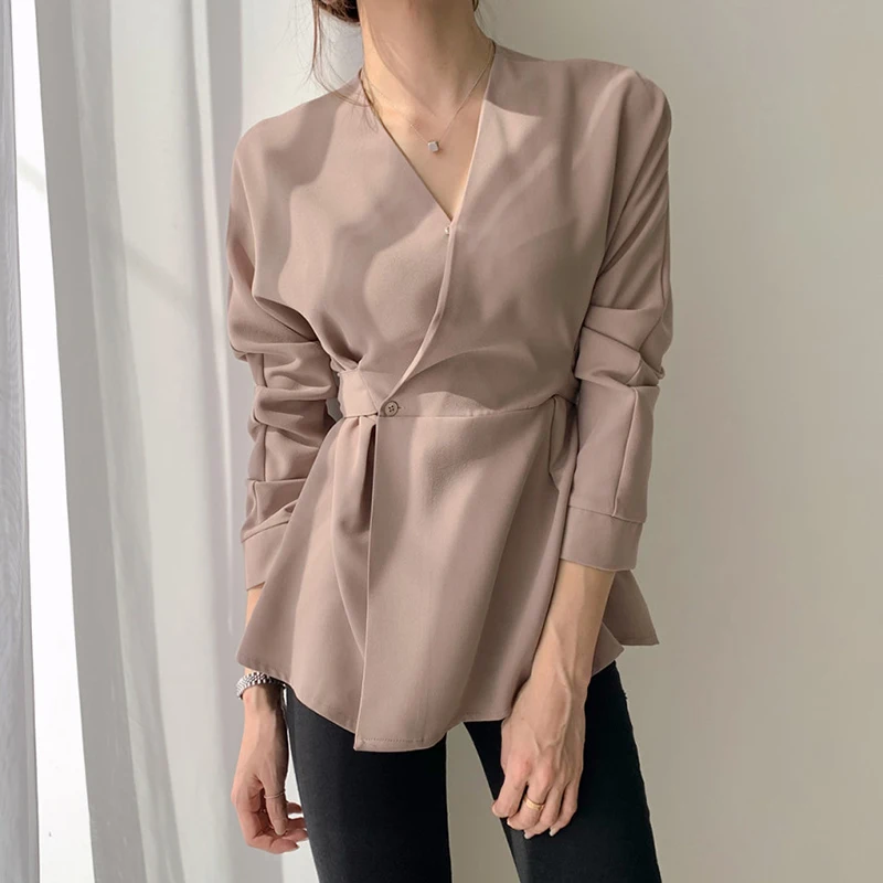 

Lady Lace Up Slim Shirts Blouse High Quality Soft V Neck Blouses Women Office Casual Vintage Designer Elegant Black Tops