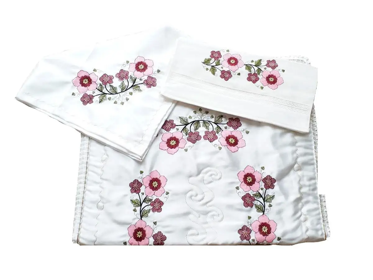 

Cross stitch Embroidered Bundle Set Flowers Burgundy
